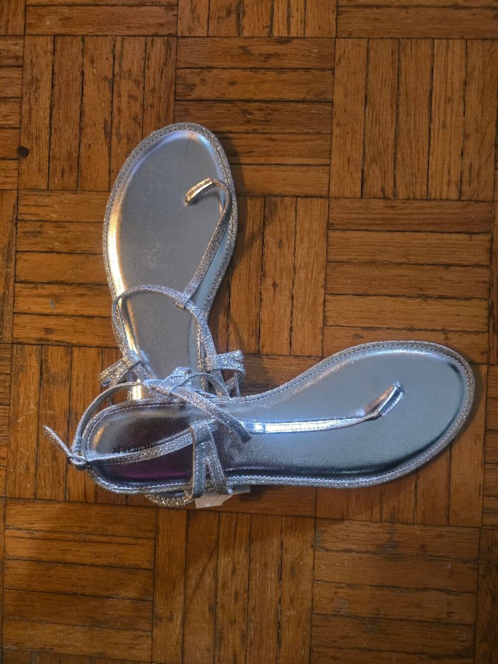 Xhilaration Women's Silver Flat Sandals Size 11 - Picture 4 of 6